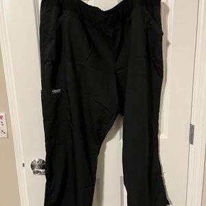 Scrub pants, in excellent condition. Not needed anymore